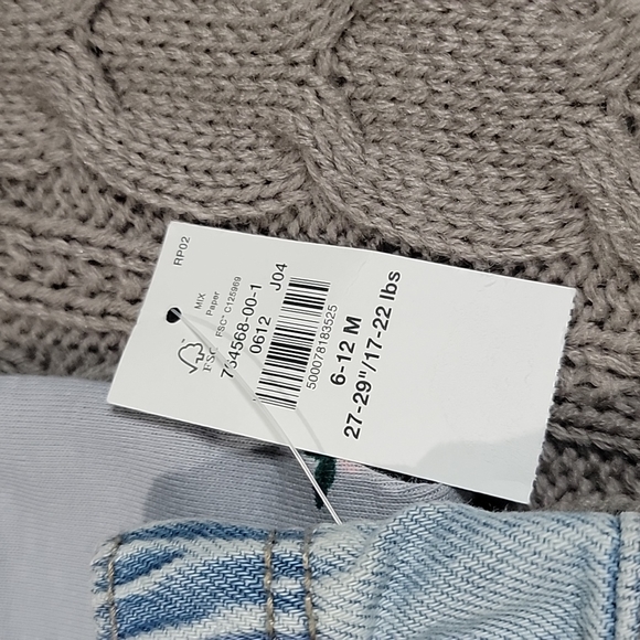 New Old Navy 6-12 Mth Jeans & Onesie Set - Picture 2 of 10